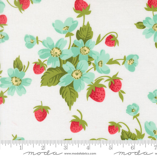 Bloomsberry 55350 11 – Strawberry Floral White | Camille Roskelley | Moda Fabrics | Yardage