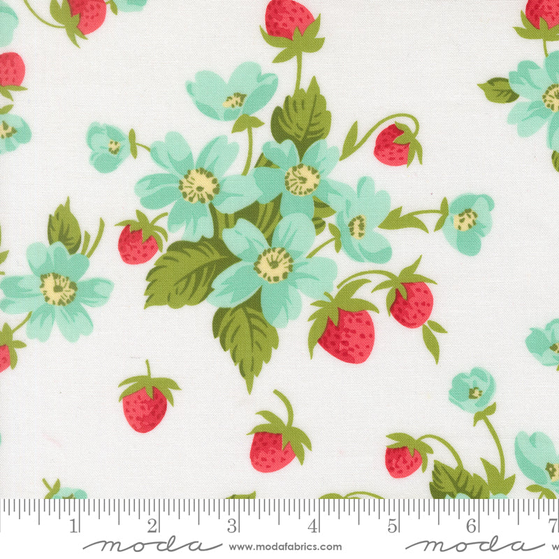 Bloomsberry 55350 11 – Strawberry Floral White | Camille Roskelley | Moda Fabrics | Yardage