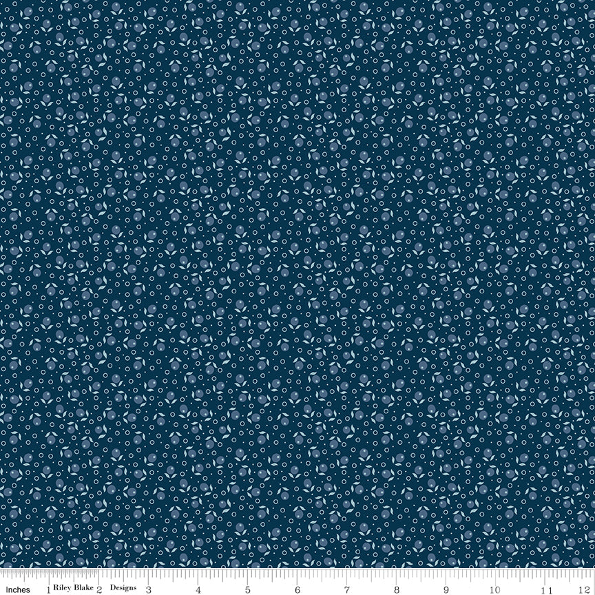 Lori Holt Denim & Daisy Suzanne Oxford Blue – Berries & Leaves – C18137-OXFORDBLUE
