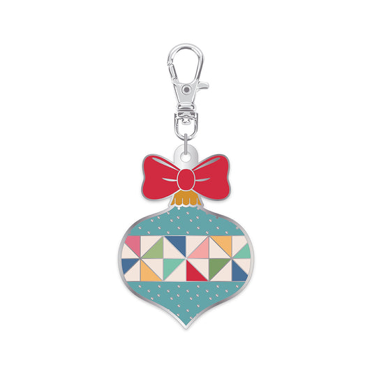 🎄 Ornament Happy Charm™ by Lori Holt of Bee in My Bonnet – Riley Blake Designs ST-36031